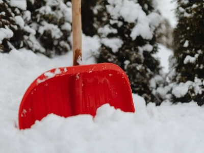 Chicago sparaliżowane śnieżycą. Służby nie dają rady