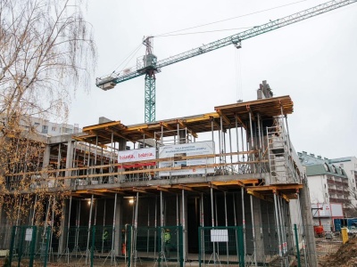 Nowa hala sportowa w Warszawie. Przełom na budowie. Infrastruktura dla 2 tys. uczniów