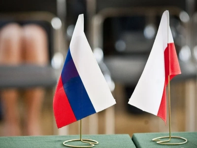 Polska powinna zerwać relacje z Rosją? Nowy sondaż