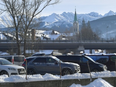 Zmiany dla turystów od grudnia. Parkowanie w Zakopanem płatne też w weekendy