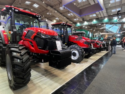 Kolejna chińska marka będzie oferować ciągnik o mocy 150 KM