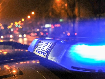 Tajemnicza śmierć w Częstochowie. Media: Ciało 20-latki wisiało na płocie