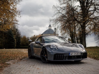 Porsche 911 Targa 4 GTS to kameleon. Najlepszy dowód, że hybryda ma sens