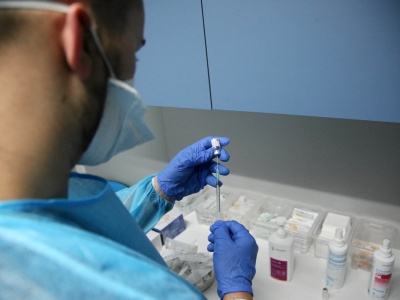 Wzrost zachorowań o 3800 proc. Kraków walczy z groźną chorobą. Oferuje szczepienia