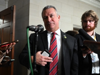 Polityk z partii Trumpa apeluje do prezydenta. 