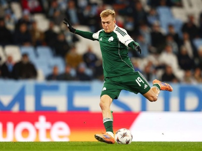 Szalone derby Aten. Świderski zmarnował rzut karny