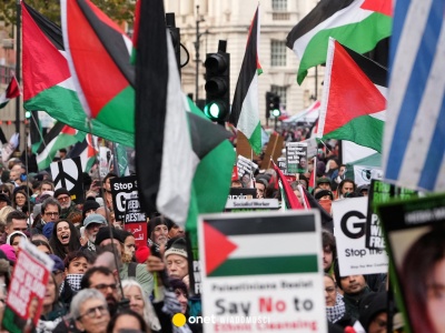 Propalestyńskie protesty w Wielkiej Brytanii. Zatrzymano prawie 100 osób