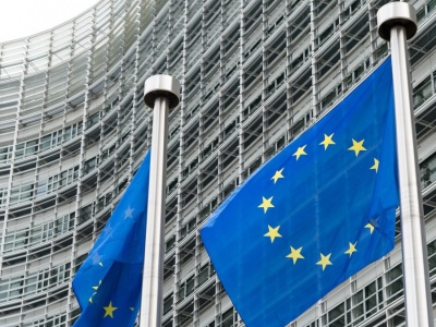 Zapytali Polaków, czy UE pomogła naszej gospodarce. Jednoznaczne dane