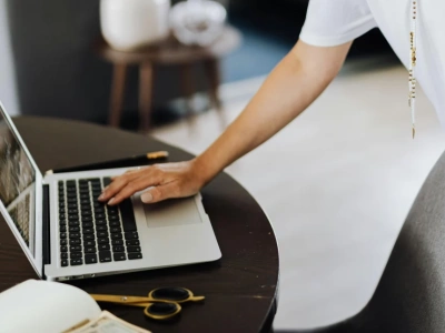 Czym jest e-recepta i jak ją zdobyć bez wychodzenia z domu?