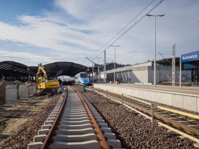 Katowicki węzeł kolejowy zagrożony? PKP zrywa umowy