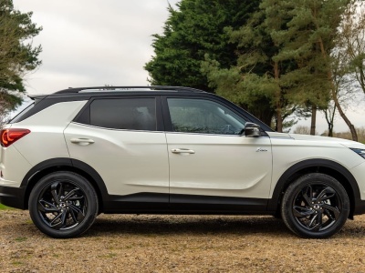 Duże rodzinne auto z silnikiem 1.5 l potaniało do 95 863 zł. Koreańczycy w ten sposób zrobili Chińczykom niezłego psikusa