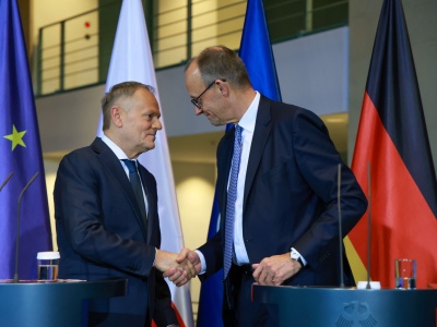 Tusk po spotkaniu z Merzem: zerwanie z rosyjskimi surowcami i gotowość na infrastrukturę transgraniczną na zachodzie