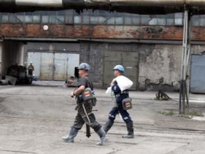 Zwolnią 750 osób z kopalni. Zaskoczenie przed Barbórką