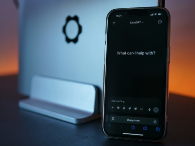 ChatGPT wprowadzi reklamy? Potwierdza to wyciek wersji beta aplikacji na androida