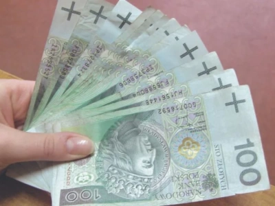 Majątki i zarobki dyrektorów jednostek powiatu