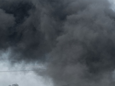 Groźny pożar w centrum handlowym