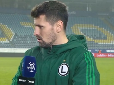 Wszołek mówi wprost przed kamerami. 