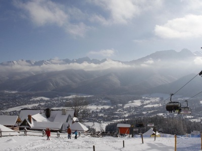 Brakuje rąk do pracy przed Świętami. Firmy już łowią pracowników, tyle płacą 