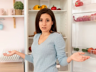 Masz w miarę nową lodówkę, a ona nie chłodzi. Oto prawdopodobne przyczyny
