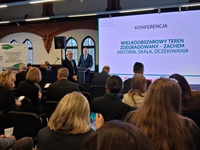 Eksperci dyskutują w Bydgoszczy o skali skażeń i planie oczyszczania terenów po Zachemie