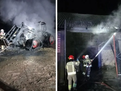 Nocny pożar w gospodarstwie. Traktor spłonął, straż walczyła o uratowanie budynku