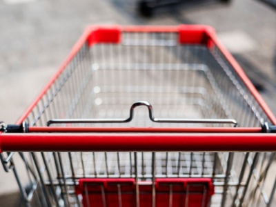 Uwielbiana sieć sklepów może zostać przejęta przez państwo. Polacy codziennie robią tam zakupy