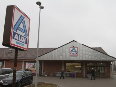 W Lidlu i Aldi jeszcze tyle nie płacili. Fala podwyżek wynagrodzeń