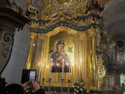 Ołtarz Matki Bożej Nieustającej Pomocy w grodzieńskiej Farze odzyskał blask