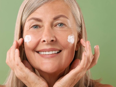 To serum usuwa przebarwienia i plamki starcze w mig! 