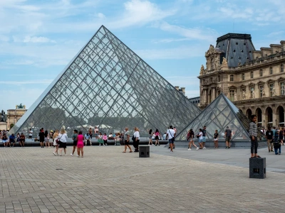 Największe muzeum na świecie podnosi ceny. Ci turyści zapłacą o 45 proc. więcej