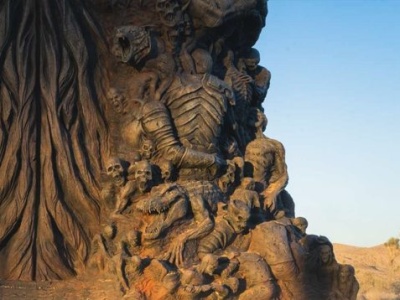 Tajemniczy monolit na pustyni zwiastuje wielki hit. To nie Diablo 4 ani Elder Scrolls 6