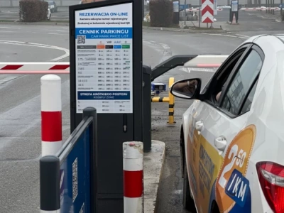 Nowy system parkingowy na lotnisku we Wrocławiu. Ceny też nowe - nawet o 100 procent wyższe!