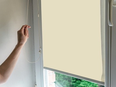 Tak wyczyścisz brudne rolety. Szybko i bez chemii