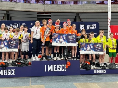 Młodzi wicemistrzowie Polski z “Jedynki”. Sukces młodych sportowców z Ustronia