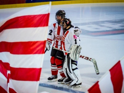 Wstęp za darmo, emocje gwarantowane. Zobacz jubileuszowy mecz hokeistek