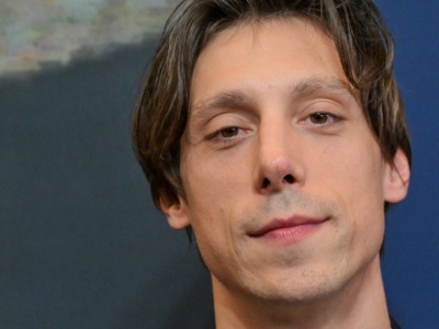 Eryk Kulm we wzruszającym spocie wspierającym seniorów na Święta: 