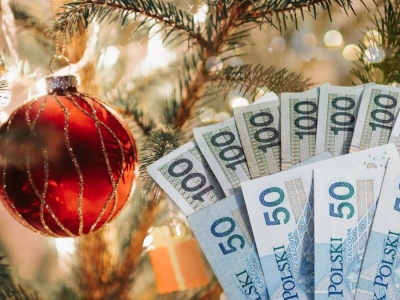 ZUS przesuwa terminy 800 plus. Sprawdź, kto dostanie środki przed świętami