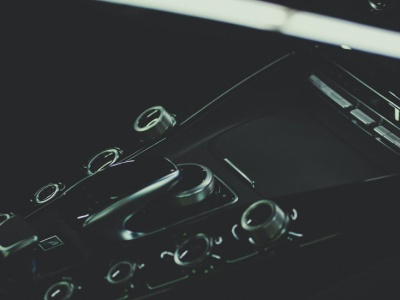 Masz takie auto? Szykuj się na reklamy w kokpitach