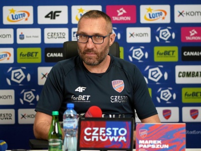 Media: Razem z Papszunem do Legii ma przyjść 15 osób!