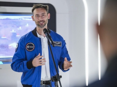 Astronomiczne koszty jednodniowej wizyty astronauty w Toruniu