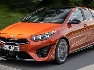 Kia Ceed w automacie potaniała. Limitowana wersja Tribute za 97 900 zł to oferta nawet dla „gotówkowego Kowalskiego”