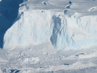 Kaskada pęknięć w 