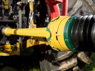 Bezpieczne i trwałe wały PTO. Eksperckie porady Kramp.