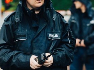 Ciało 20-latki wisiało na furtce. Biegli zlecili dodatkowe badania