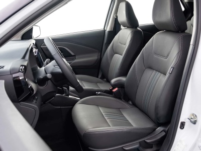 Nowy Nissan Kait – co kryje wnętrze, co ma pod maską i jaka jest cena nowego SUV-a?