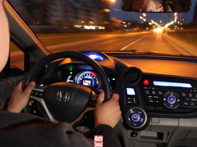 Zimowe problemy podczas jazdy nie muszą być winą auta. Tak poprawisz swój komfort