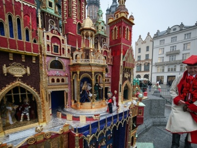 Krakowski konkurs szopek rozpoczęty. Wśród kolędników Leon XIV, Bolesław Chrobry, Jan Matejko i… Donald Trump