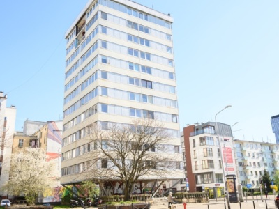 To jeden z najbardziej niezwykłych bloków w Polsce. Mieszkańcy czekają na powrót do swoich mieszkań