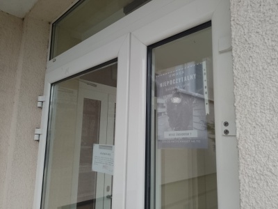 Toruń. Tajemniczy mężczyzna miał zaczepiać dzieci i mieszkańców w pobliżu ul. Sobieskiego i parku Glazja