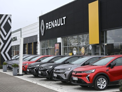 Pierwsza partia Renault Symbioz dostarczona do BNP Paribas. Kontrakt na 50 aut